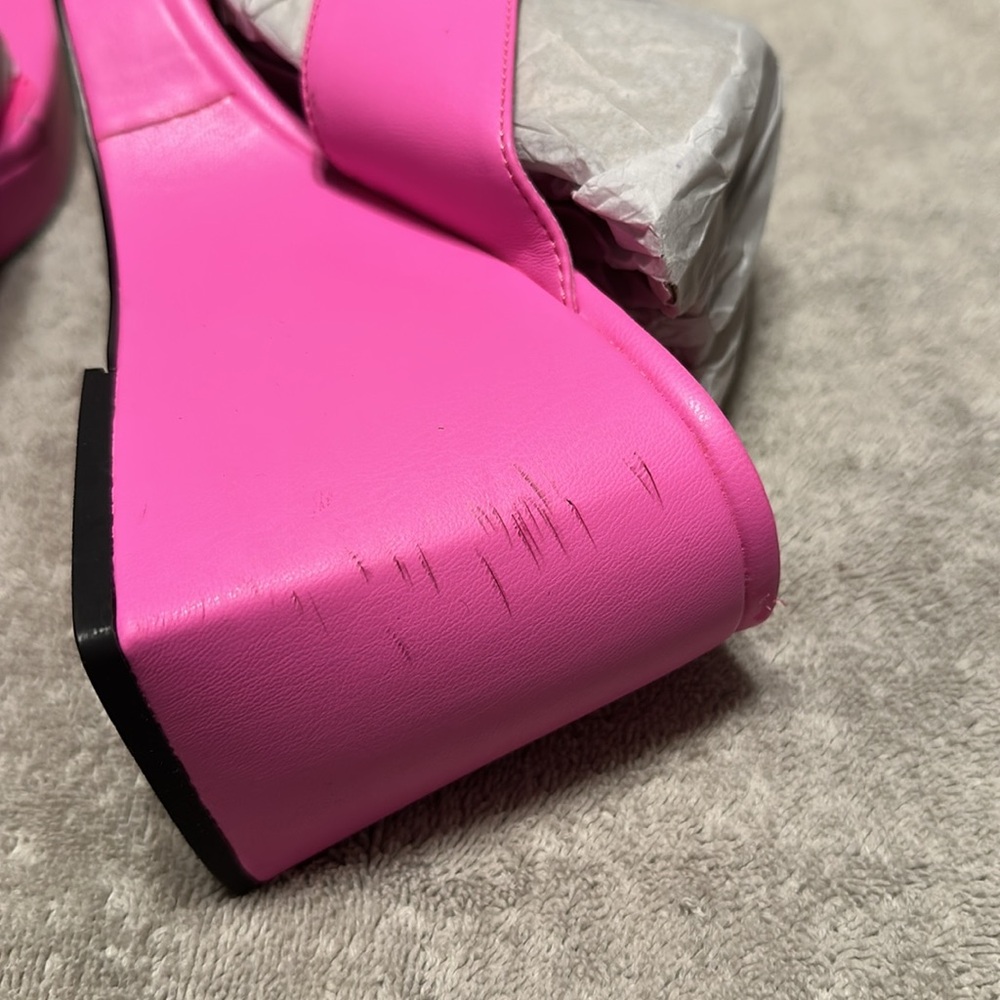 Platform Sandals - Picture 7 of 11